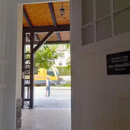 Familienurlaub Im Bahnhof